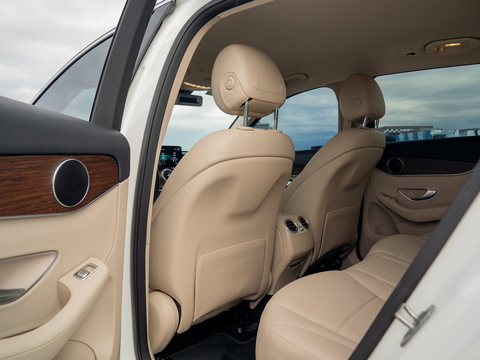 Certified 2022 Mercedes-Benz GLC 300 4MATIC image 25