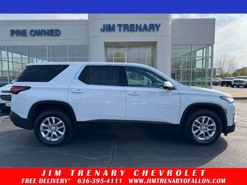 Used 2023 Chevrolet Traverse LS w/ Safety Package image 1