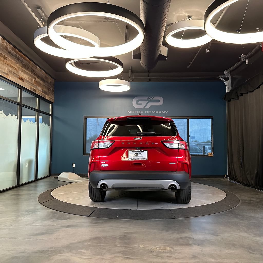 Used 2020 Ford Escape SE FWD image 4