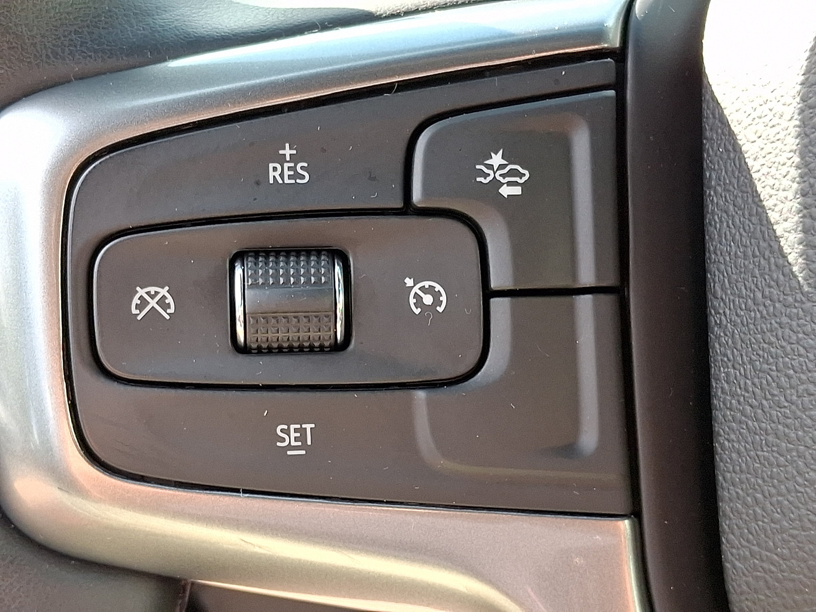 Certified 2024 Chevrolet Tahoe Z71 AWD/4WD image 24