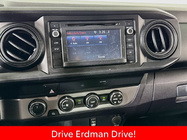 Certified 2019 Toyota Tacoma SR w/ SR Convenience Package AWD/4WD image 17