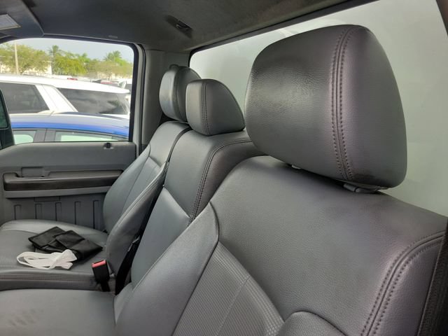Used 2015 Ford F550 Luxury RWD image 11