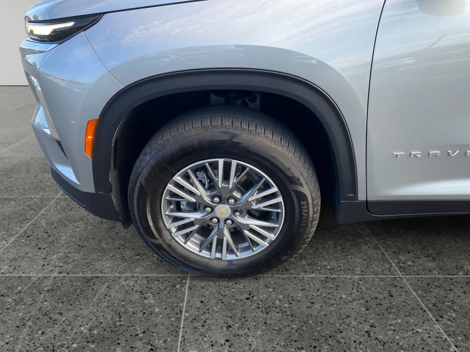 Used 2024 Chevrolet Traverse LT AWD/4WD image 14