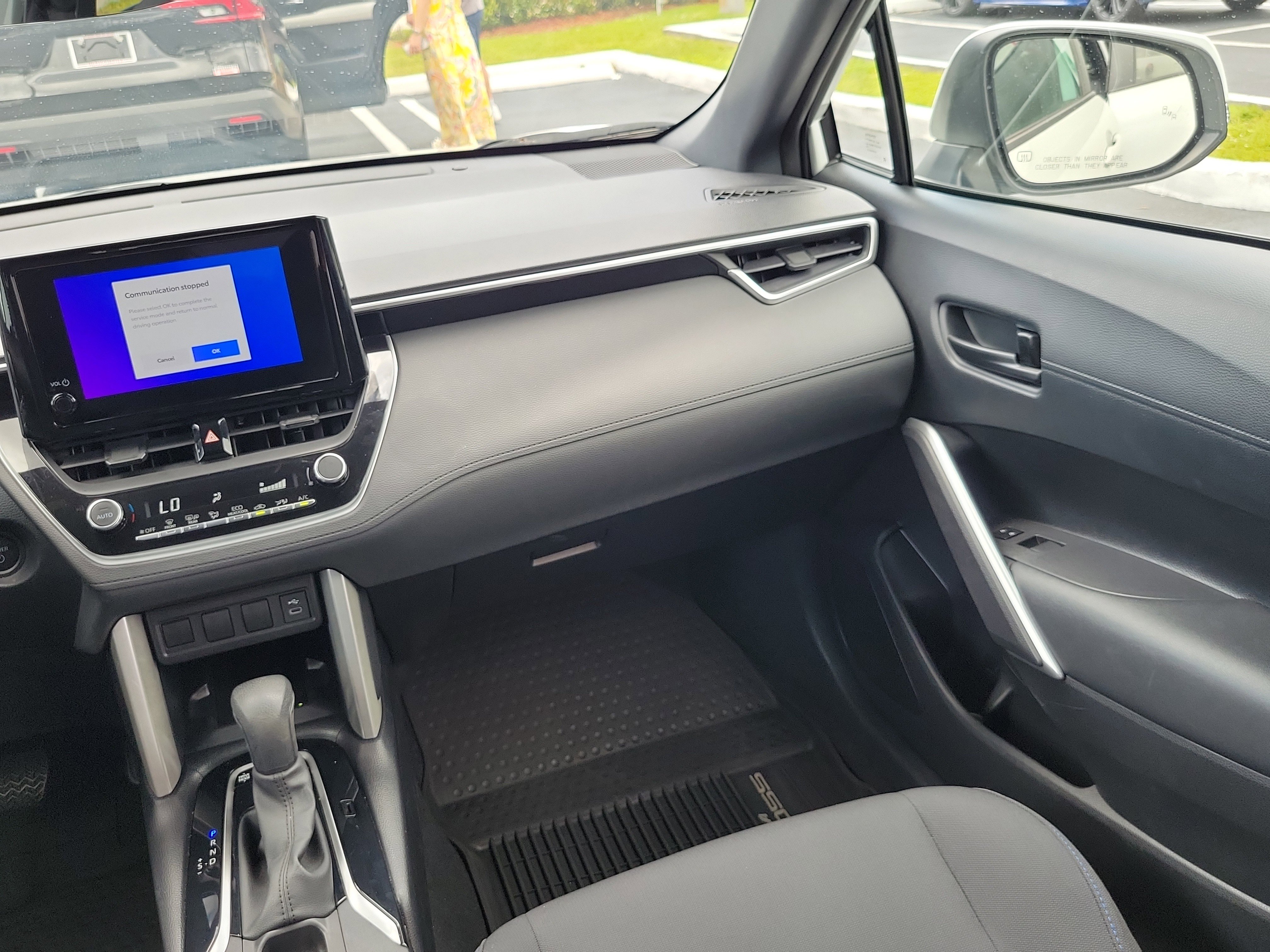 Used 2024 Toyota Corolla Cross SE AWD/4WD image 17
