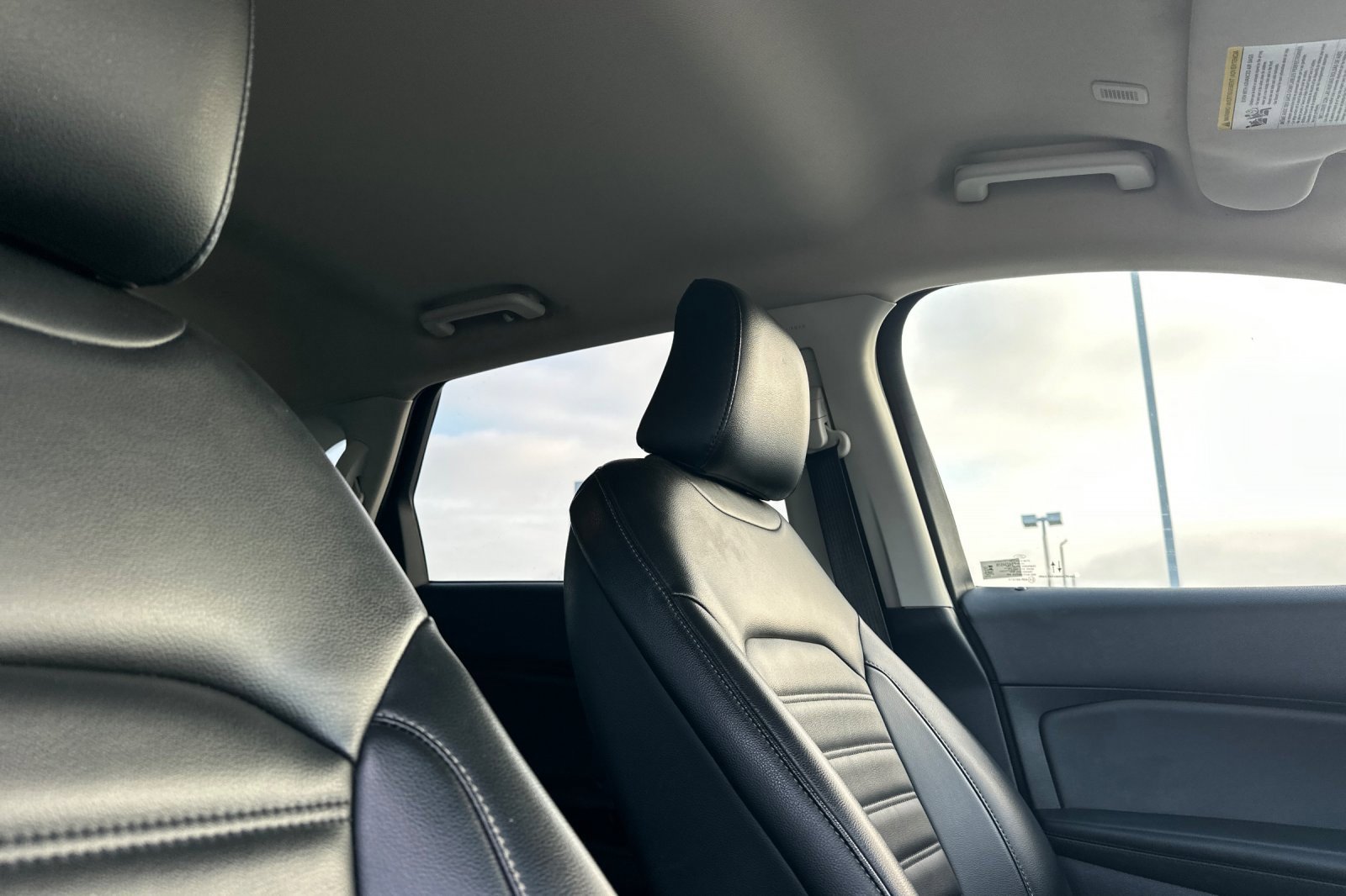 Used 2023 Ford Edge SEL image 17