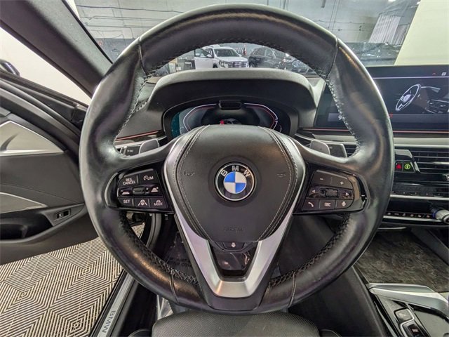 Used 2021 BMW 540i xDrive w/ Premium Package image 19
