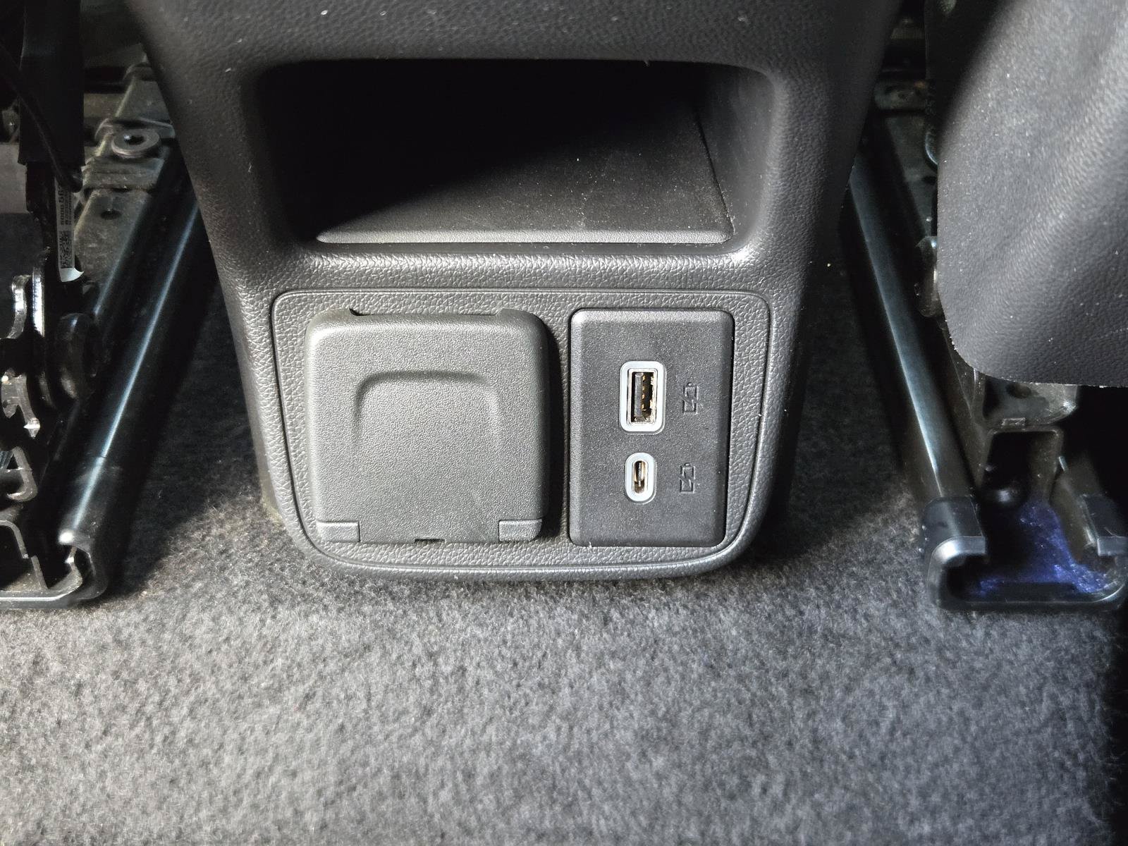Used 2021 Chevrolet TrailBlazer RS w/ Convenience Package FWD image 28