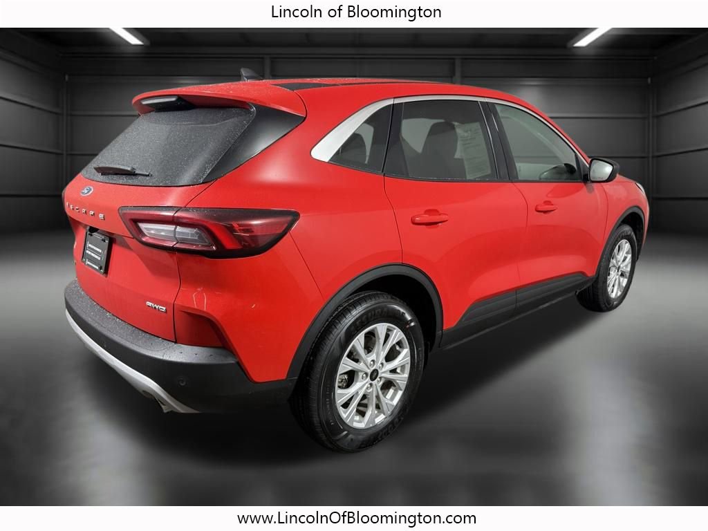Used 2024 Ford Escape Active w/ Tech Pack #1 AWD/4WD image 7