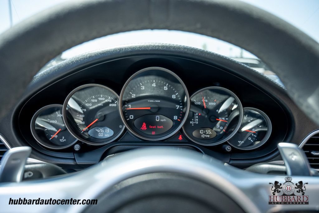 Used 2012 Porsche 911 Cabriolet image 22