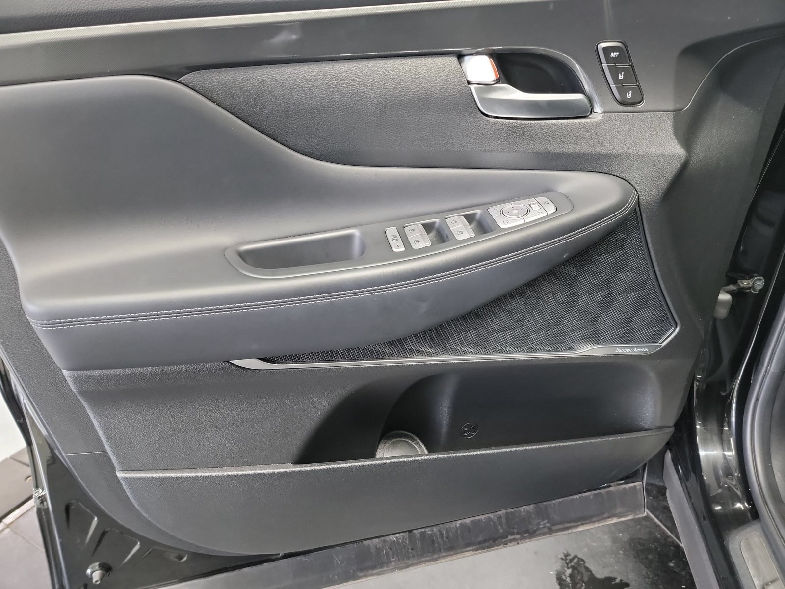 Used 2023 Hyundai Santa Fe Calligraphy w/ Cargo Package FWD image 13