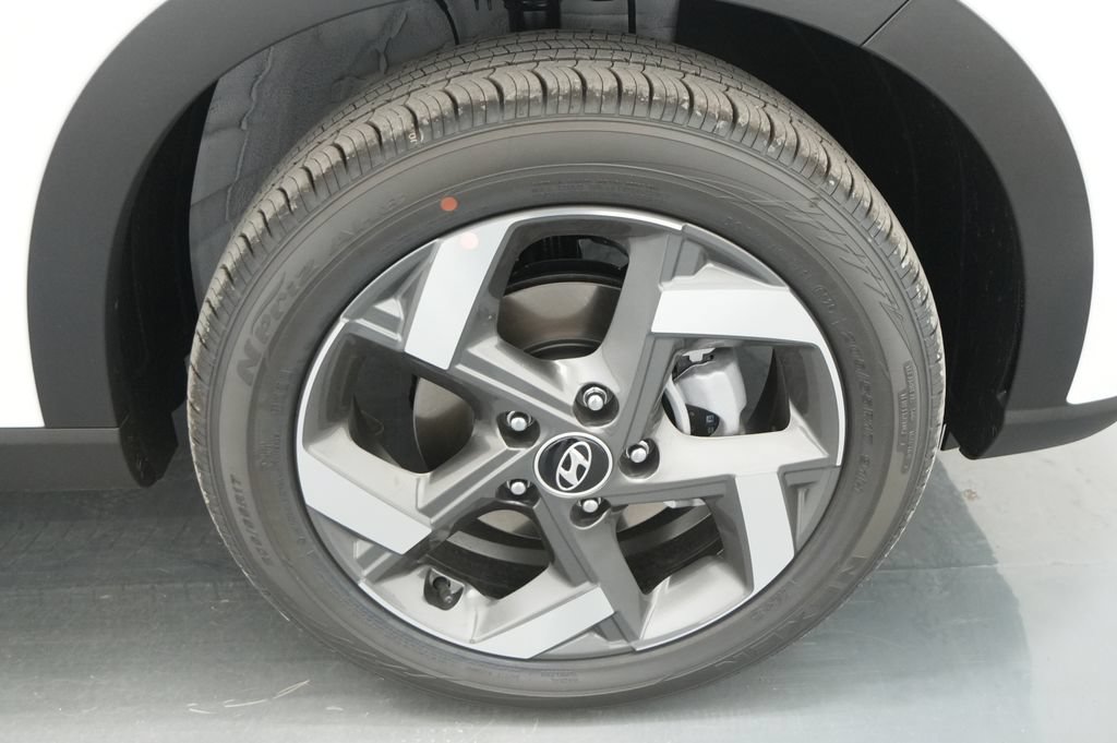 New 2026 Hyundai Venue SEL FWD image 11