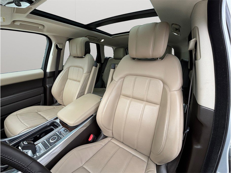 Used 2020 Land Rover Range Rover Sport HSE image 21