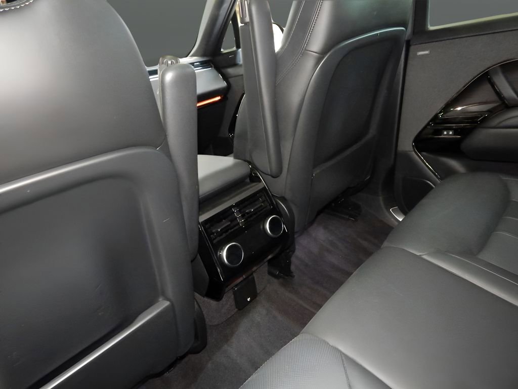 Used 2023 Land Rover Range Rover Sport SE Dynamic image 37