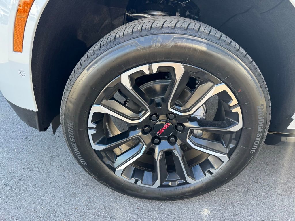 New 2026 GMC Yukon Denali w/ Denali Reserve Package image 32