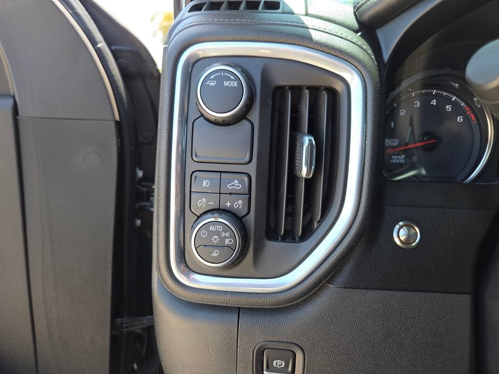 Used 2020 Chevrolet Silverado 1500 LTZ w/ LTZ Plus Package RWD image 30