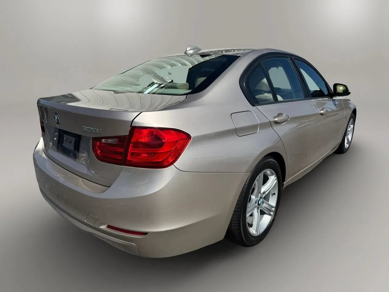 Used 2014 BMW 328i Sedan RWD image 9