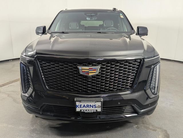 Used 2025 Cadillac Escalade ESV Sport w/ Touring Package image 3