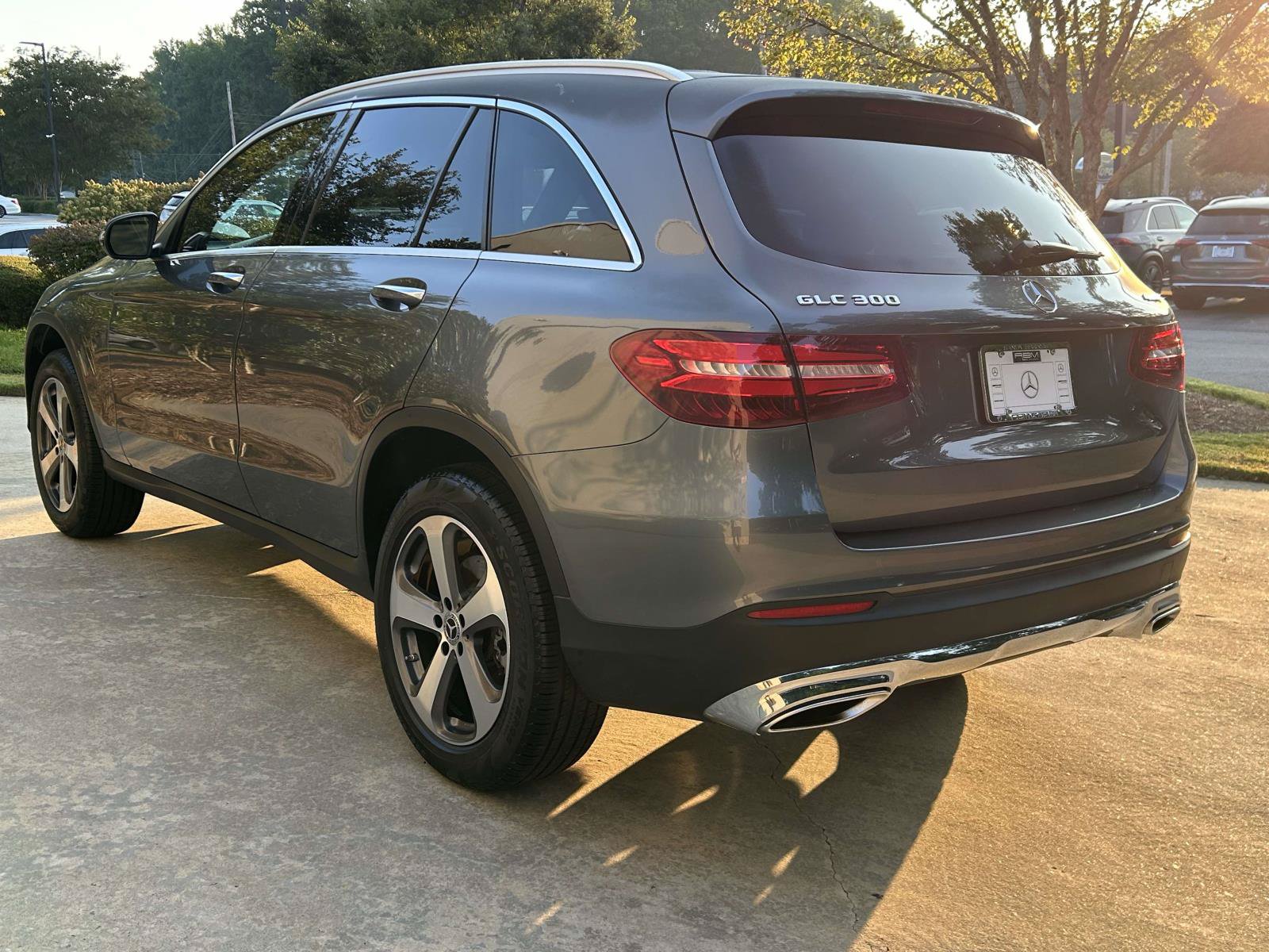 Used 2018 Mercedes-Benz GLC 300 4MATIC image 16