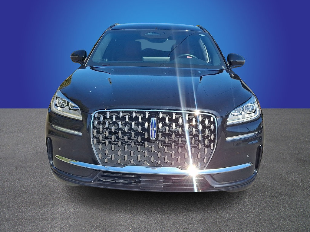 Used 2025 Lincoln Corsair Grand Touring w/ Equipment Group 301A AWD/4WD image 2