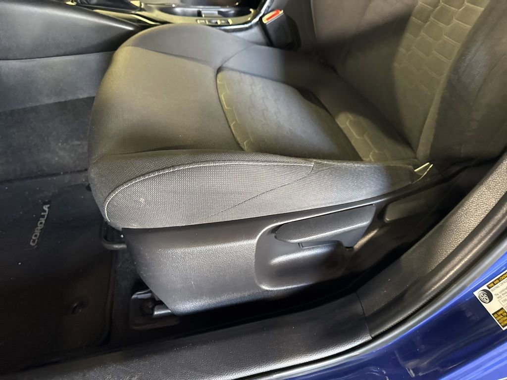 Used 2023 Toyota Corolla SE image 28