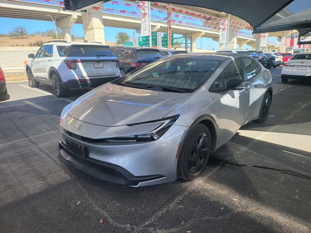 Used 2025 Toyota Prius Limited image 1