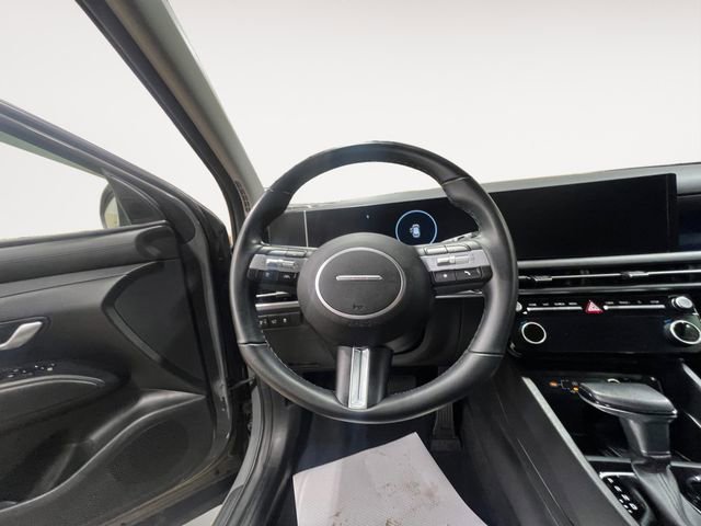 Used 2025 Hyundai Tucson SEL image 12