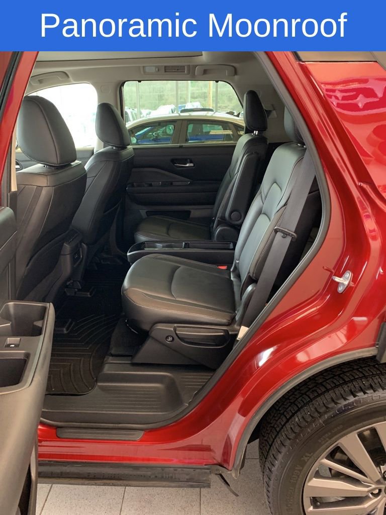 Used 2023 Nissan Pathfinder SL w/ SL Premium Package image 12