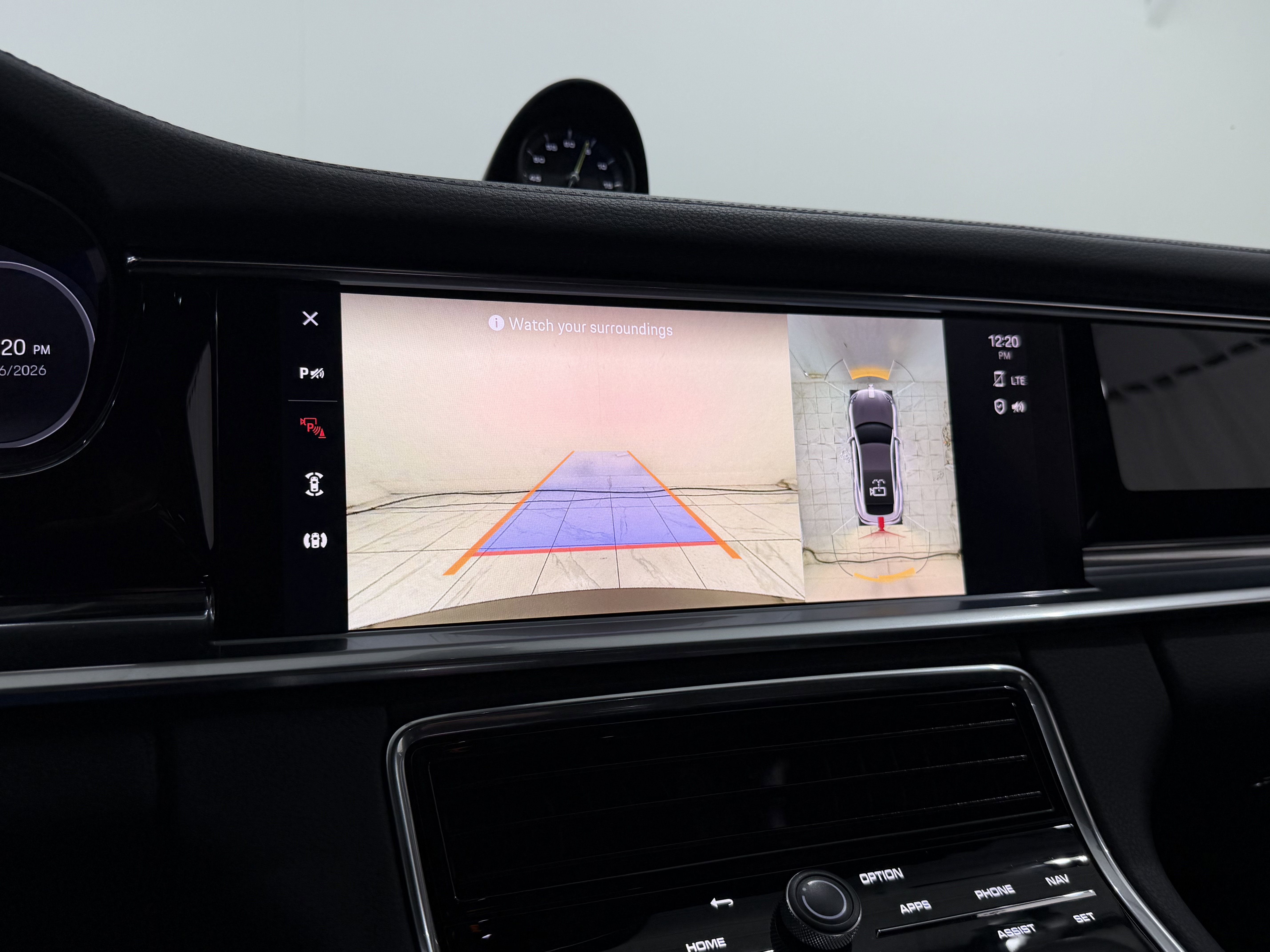 Certified 2023 Porsche Panamera 4 image 43