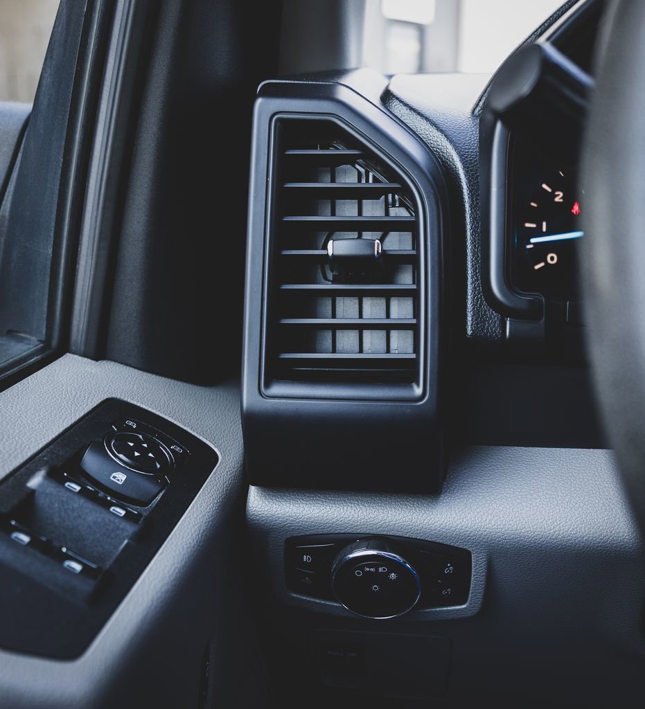 Used 2019 Ford F150 XL w/ Equipment Group 101A Mid image 7