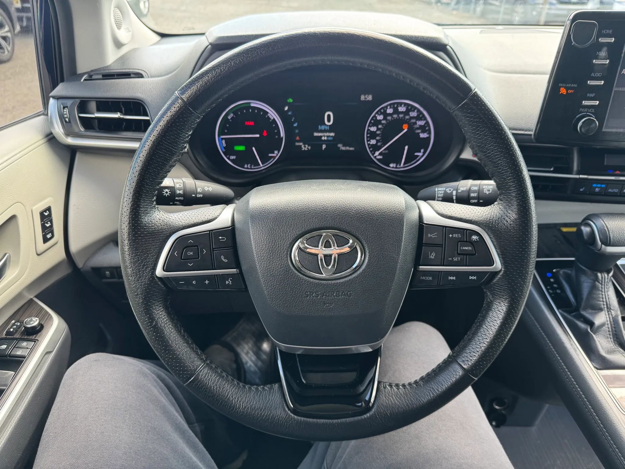 Used 2021 Toyota Sienna Limited FWD image 14