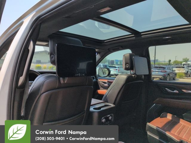 Used 2023 GMC Yukon Denali Ultimate AWD/4WD image 28