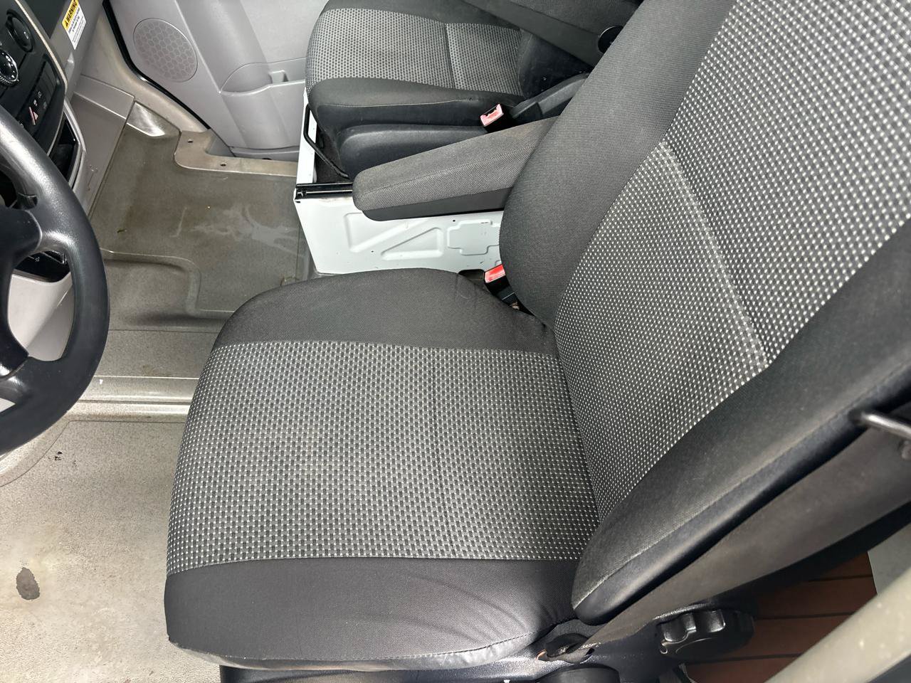 Used 2013 Mercedes-Benz Sprinter 2500 image 13