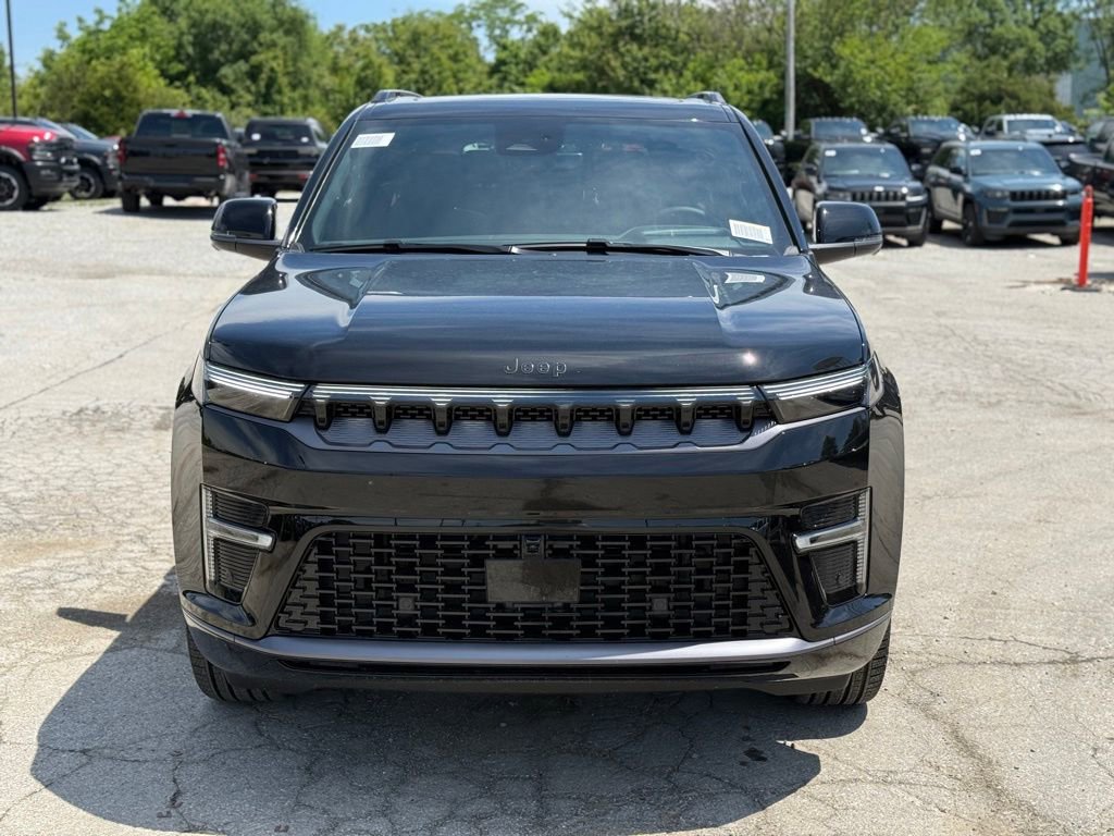 New 2026 Jeep Grand Wagoneer Summit AWD/4WD image 3