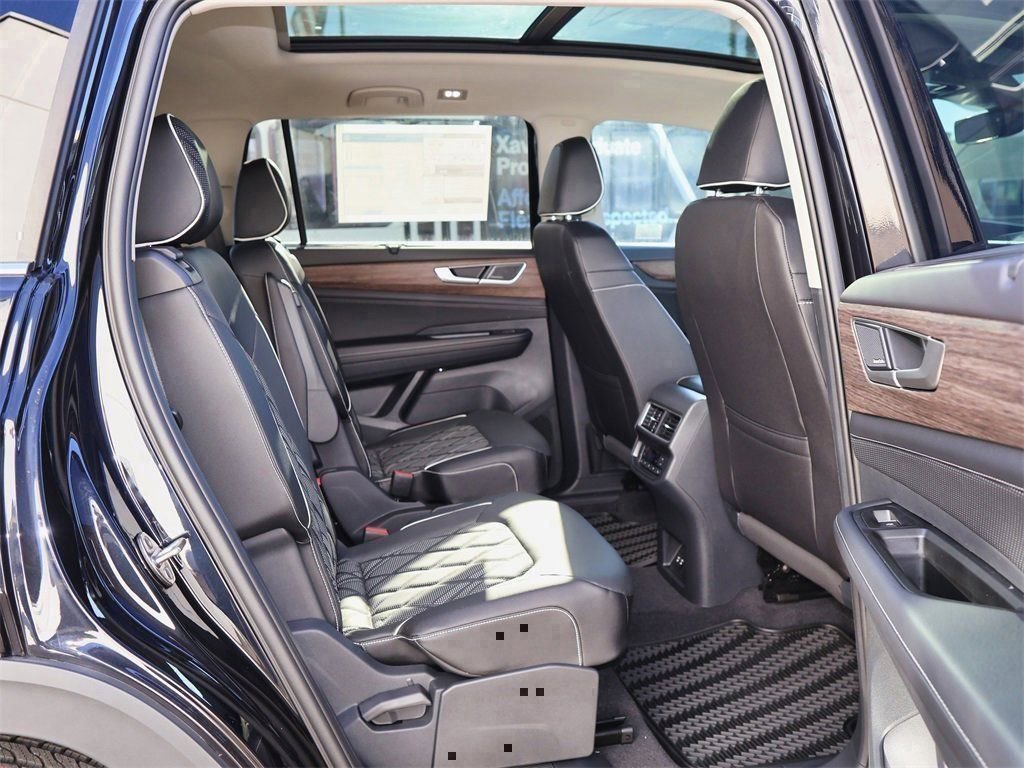 New 2026 Volkswagen Atlas SEL Premium R-Line image 33