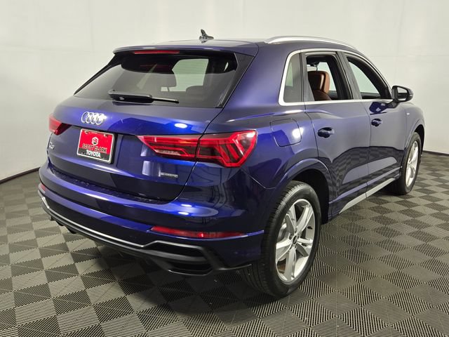Used 2022 Audi Q3 2.0T Premium w/ Convenience Package AWD/4WD image 9