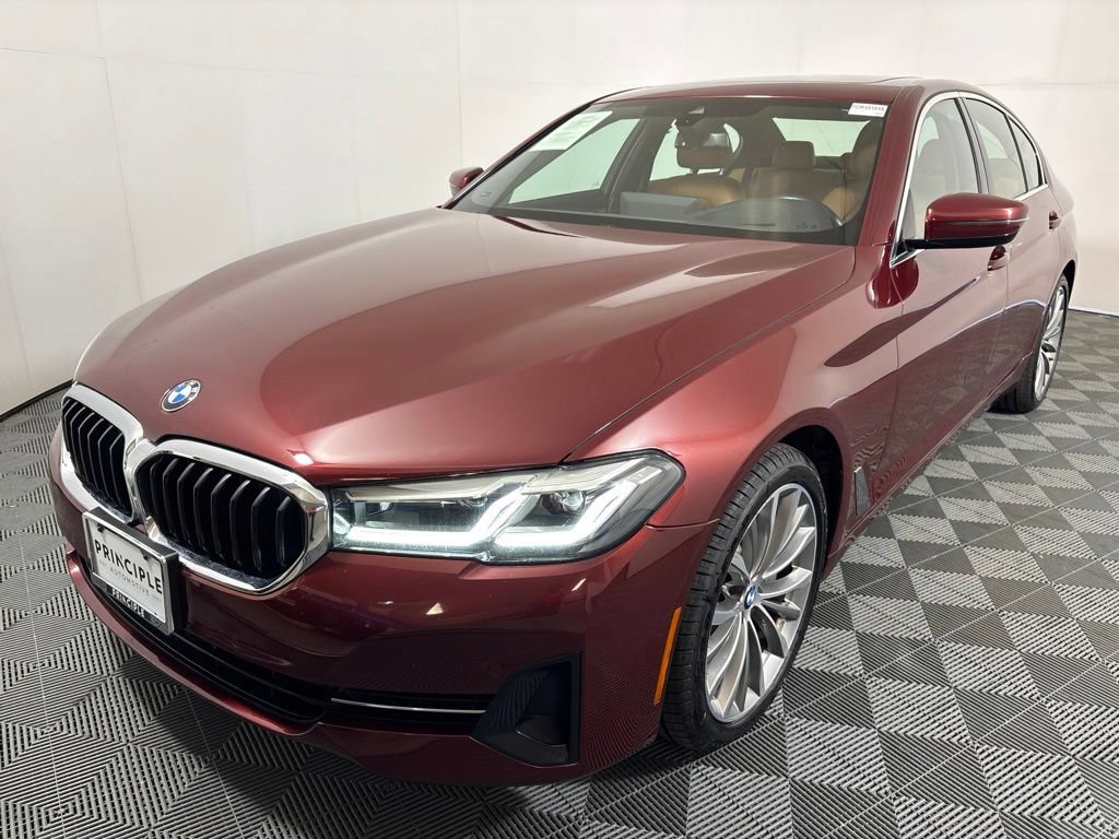 Certified 2023 BMW 530i w/ Premium Package RWD image 2