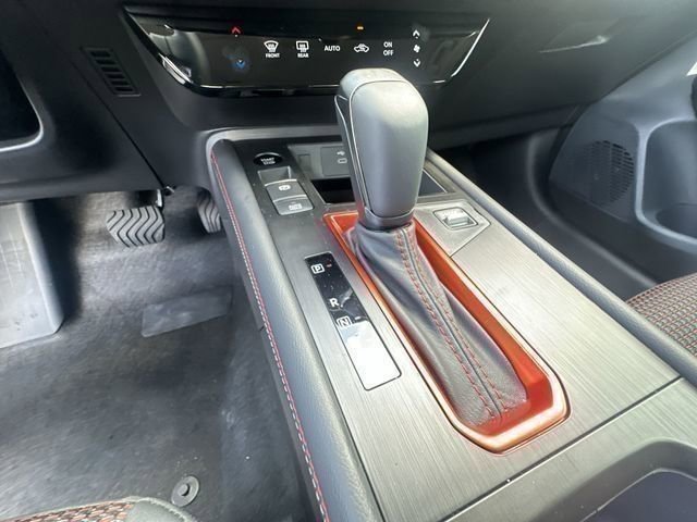 New 2025 Nissan Kicks SR FWD image 20