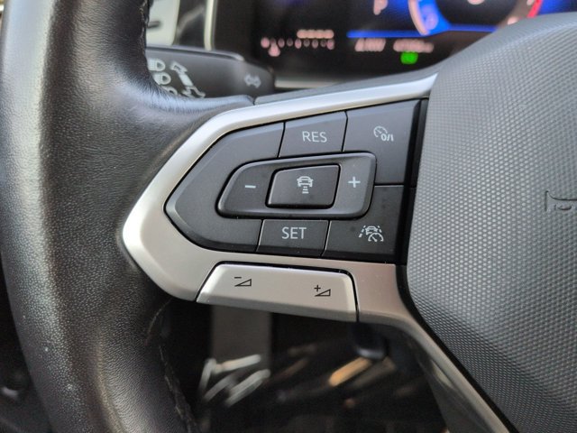 Used 2025 Volkswagen Jetta SE FWD image 23