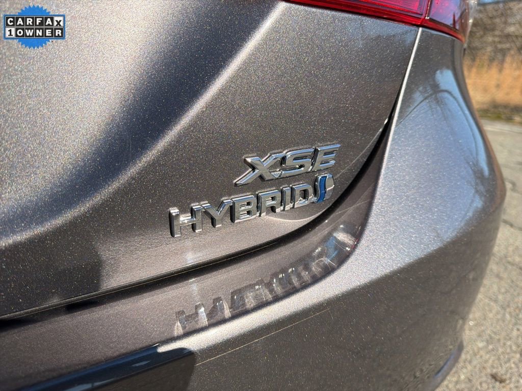 Used 2023 Toyota Camry XSE image 18
