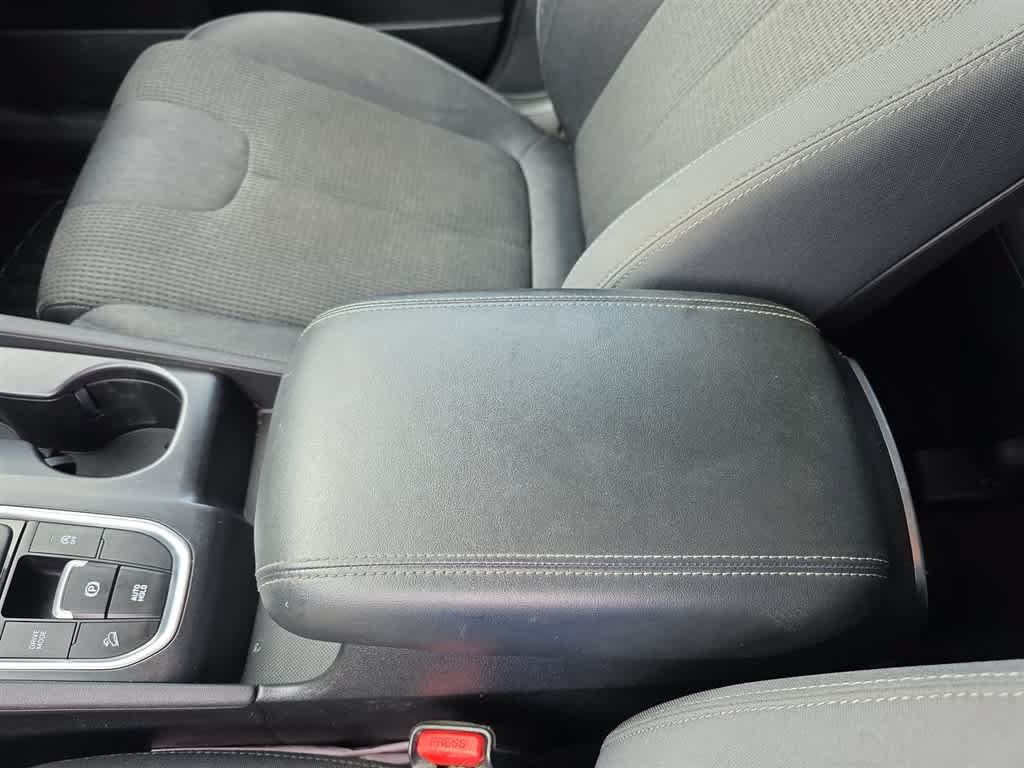 Used 2019 Hyundai Santa Fe SEL AWD/4WD image 24
