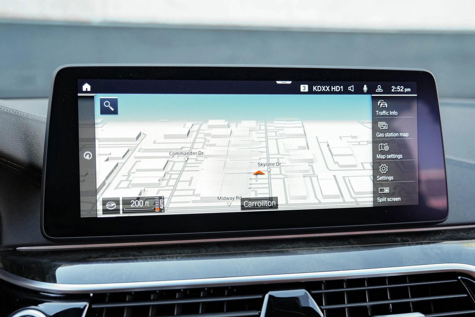 Used 2023 BMW 540i xDrive w/ Executive Package image 33