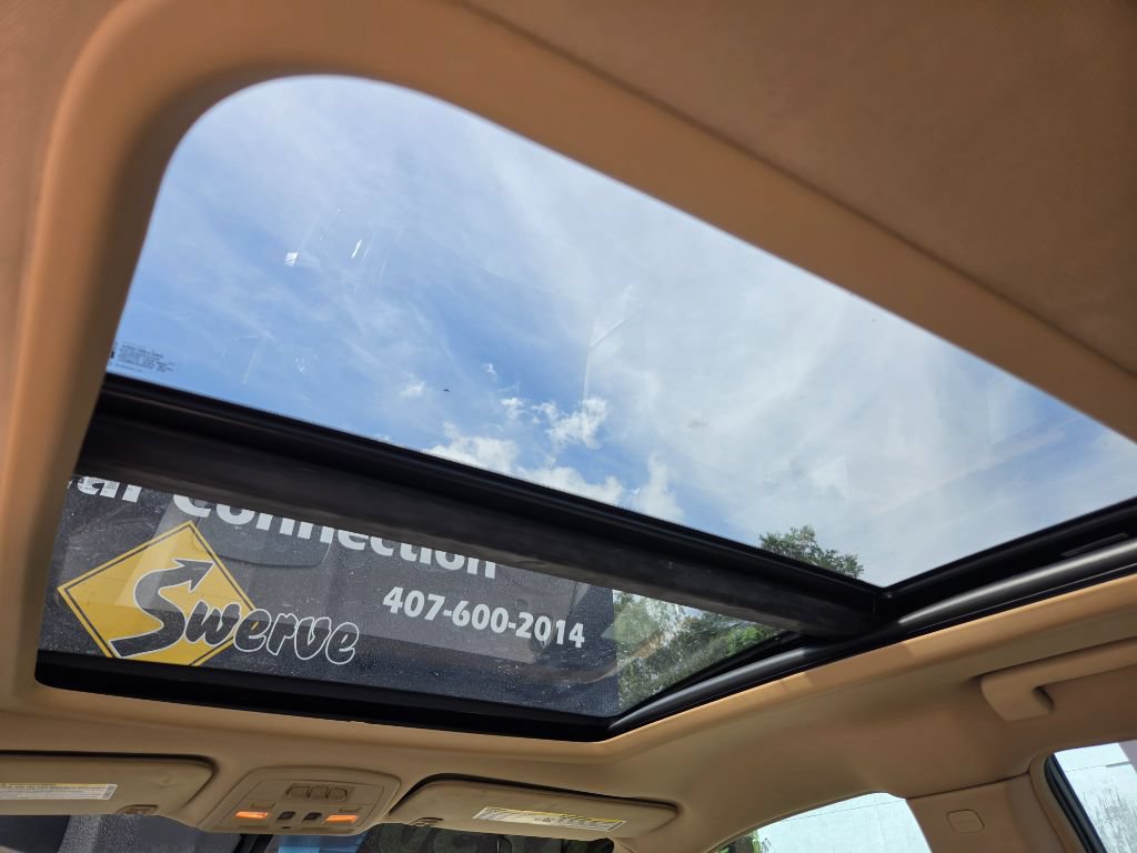 Used 2011 Cadillac CTS Luxury RWD image 30