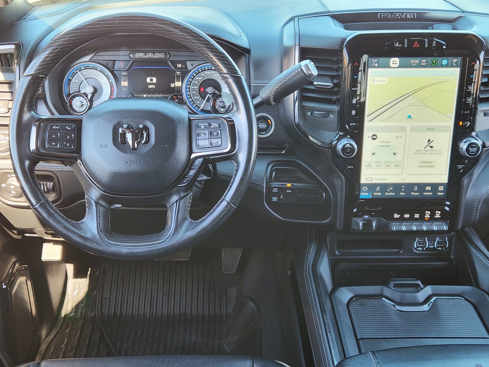 Used 2022 RAM 3500 Limited image 32