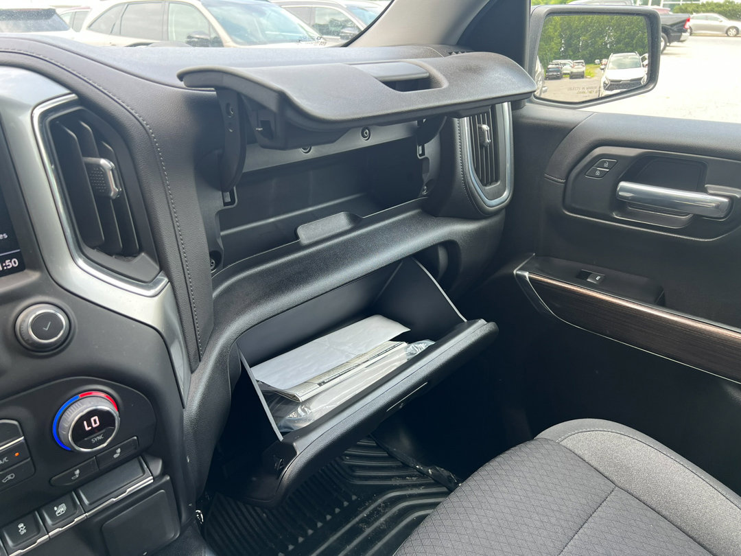 Used 2021 Chevrolet Silverado 1500 RST w/ Max Trailering Package image 25