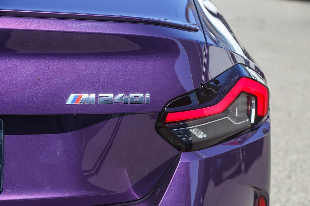 Used 2025 BMW M240i Coupe RWD image 7