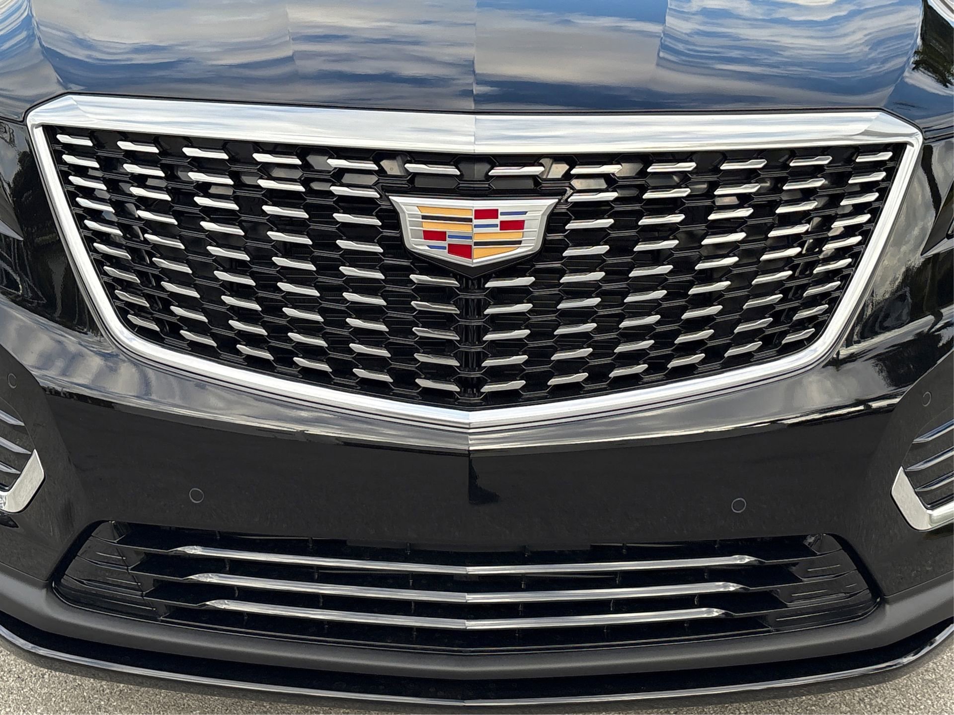 New 2026 Cadillac XT5 Luxury image 12