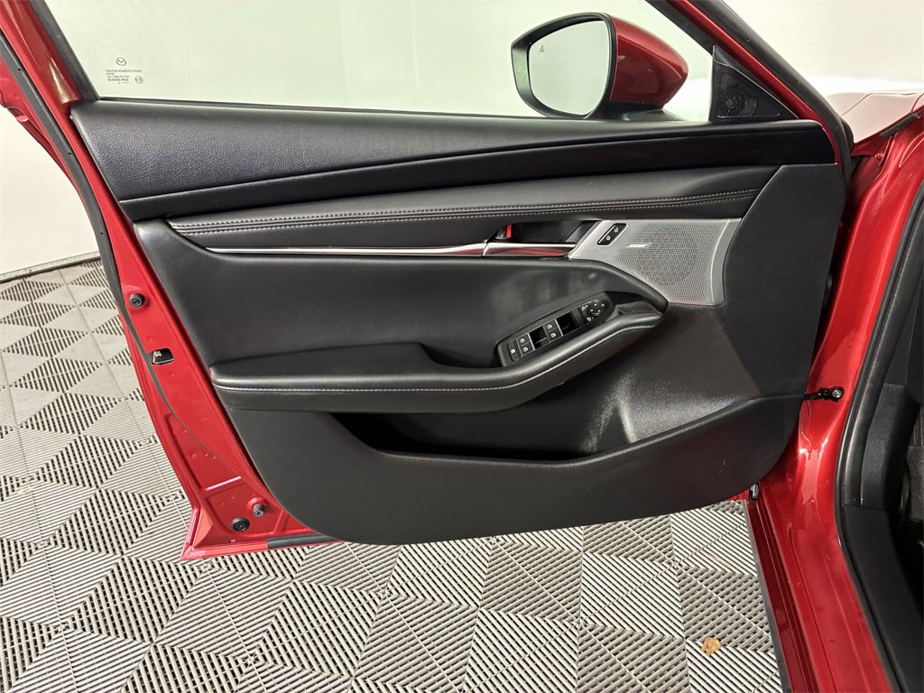 Used 2023 MAZDA MAZDA3 s image 16