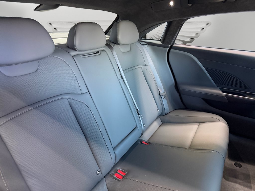 Used 2023 Lucid Air Pure RWD image 29