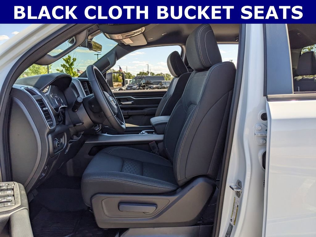 New 2026 RAM 1500 4x4 Crew Cab image 4