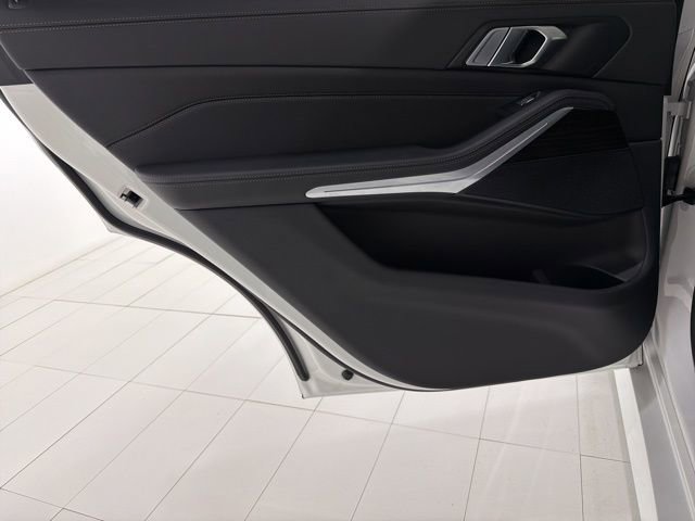 Certified 2023 BMW X7 xDrive40i w/ M Sport Package image 15